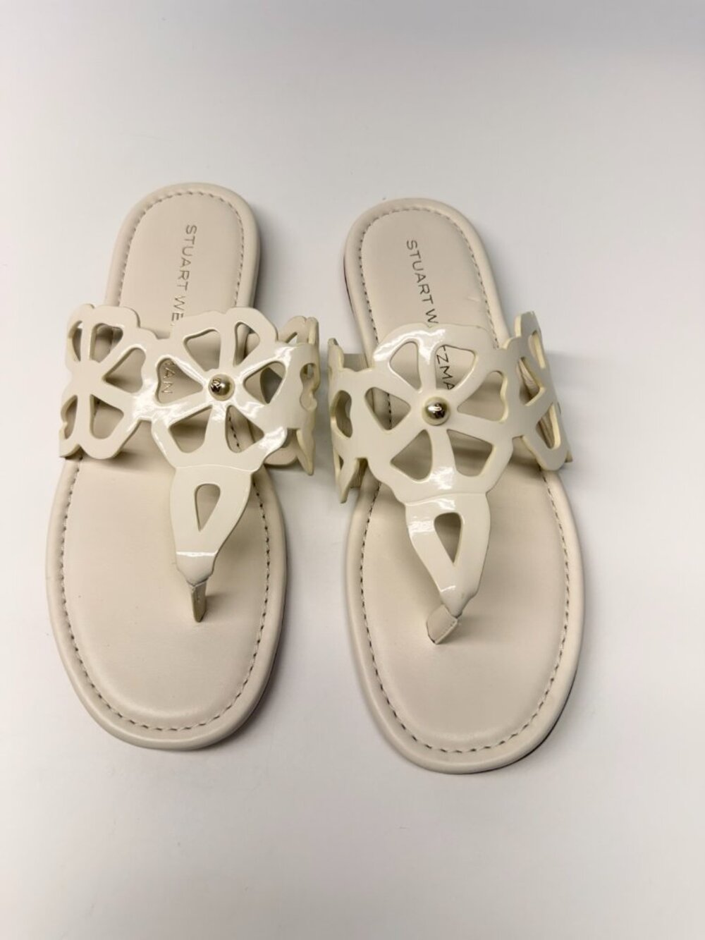 Stuart Weitzman Womens Jasmine Metallic Cutout Thong Sandals Sz 7 B